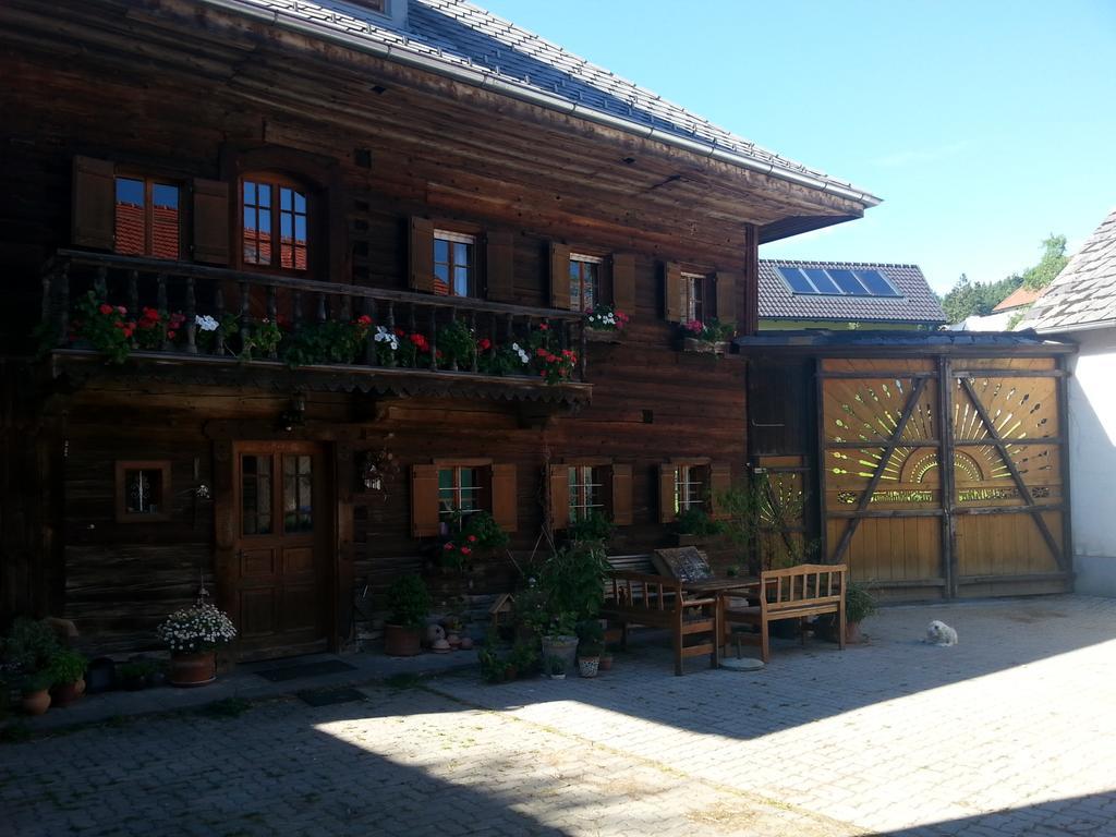 Biohof Schmidbauer Apartamento Frankenburg am Hausruck Exterior foto